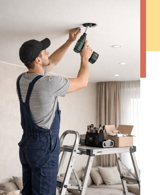 Установка и монтаж точечных светильников в натяжной потолок в Туле от 1830 руб. | ОТДЕЛОЧНИК-Тул